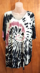 Torrid Super Soft Knits Spiral Tie Dye Short Sleeve T-Shirt Top Festival plus 1X - Picture 1 of 4
