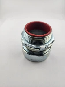 Topaz 1 1/2" Rigid Raintight Compression Connector with Insulated steel - Picture 1 of 3