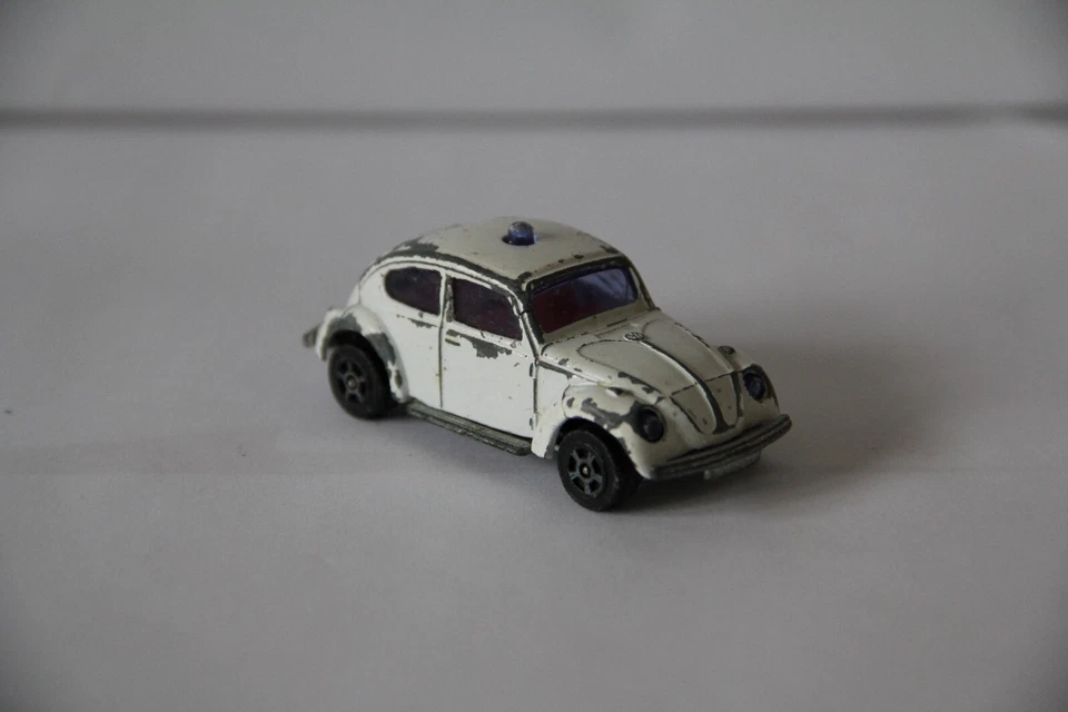 CORGI JUNIORS 3 WHIZZWHEELS VW VOLKSWAGEN 1300 BEETLE POLICE CAR DIECAST 1972 - Image 1 of 1