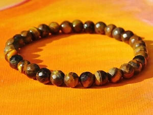 Pulsera hecha a mano con cuentas de piedras preciosas de 6 mm para hombre/dama - ojo de tigre facetado. - Imagen 1 de 3