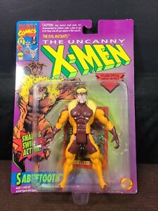 Sabretooth 1993 X-Men X-Force MARVEL COMICS Toy Biz NEW 