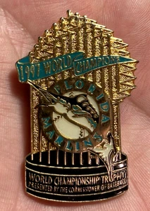 Collectable 1997 "WORLD SERIES CHAMPIONS" Florida Marlins Fan Souvenir Lapel Pin - Picture 1 of 5