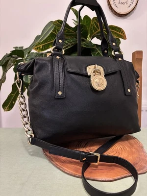 Michel Kors black  leather medium shoulder /crossbody bag/handbag 🌿work/ vgc  - Image 1 of 4