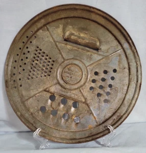 Vintage Kitchen Utility Round Cheese Grater - Picture 1 of 13