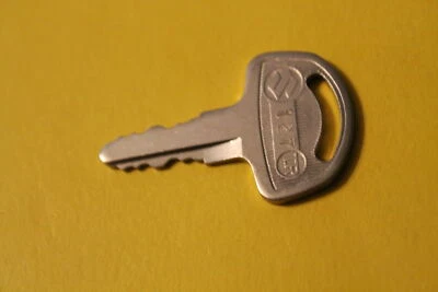 SUZUKI,T500,TS250,TS400,TS90,T125,K10,AS50 Nos oem Pre cut Key # 127 - Image 1 of 2