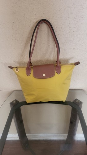 Borsa a tracolla Longchamp media gialla in nylon e pelle Cond.is V.Gd