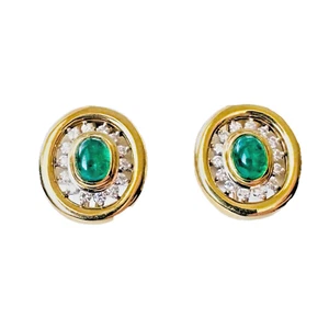 Pendientes de clip Omega de oro amarillo de 18 quilates con diamantes de 0,68 quilates de esmeralda de 2,00 quilates SECRET - Imagen 1 de 12