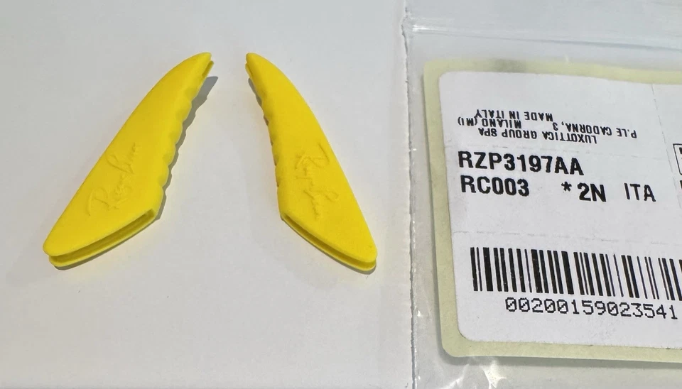 Extremos de templo de repuesto Ray Ban RB8361M RB3794M RB4607M RB8327M RB8331M AMARILLO Foto 1 de 4