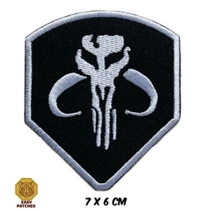 Pantalones de mezclilla Mandalorian Shield película bordados con parche de costura/hierro - Imagen 1 de 1