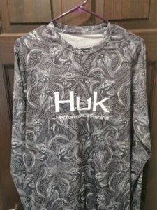 HUK Fishing Size M Long Sleeve Swordfish Pattern - Picture 1 of 4