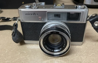Minolta Hi-Matic 7S Film Camera 35mm w/Rangefinder Rokkor F1.7 45mm Lens & Case - Image 1 of 4