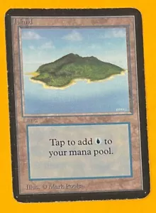 MTG ISLAND Alpha (OldManMTG 008-366) - Picture 1 of 3