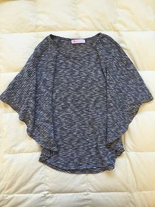 STYLISH Girl's Soft Fleece Gray Drape Sleeve Top, Size Medium - Picture 1 of 10