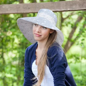 Women Sun Hats UPF50+ Sun Cap Foldable Reversible Travel Beach Hat Flower Print - Picture 1 of 6