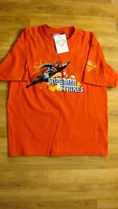 BRAND NEW Superman Strikes DC Comics Youth Boys Girls Medium (M) Red T-Shirt - Picture 1 of 4