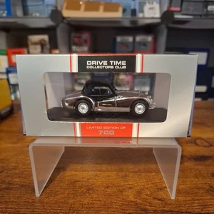 Corgi Vanguards Triumph TR3 Chrome 1:43 Scale Diecast Model VA04704 BOXED - Picture 1 of 6