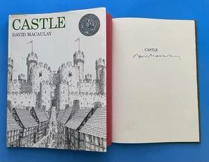 Castle SIGNED by David Macaulay Hardcover 1977 RARE Book - Picture 1 of 23