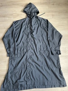 UNIQLO Packable Long Coat Pocketable Windbreaker Rain Coat Jackets Hooded SZ S - Picture 1 of 6
