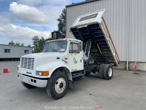 International 4700 5 Yard Truck Tractor Hydraulic Dump Bed PTO Automatic bidadoo - Picture 1 of 12