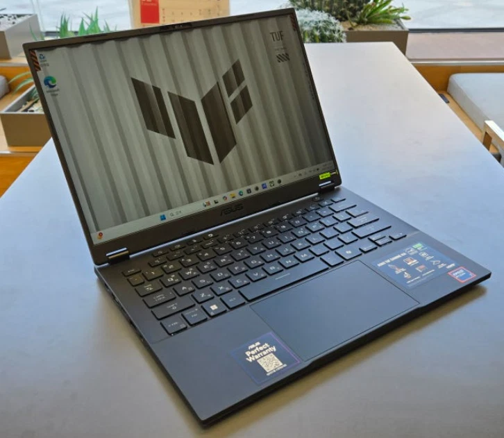 ASUS TUF Gaming A14 14" FA401UM-RG007 / FreeDOS RTX5060 32GB/512GB Ryzen7 260 - Image 1 of 1