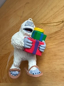 Kurt Adler Rudolph abscheulicher Schneemann Weihnachtsschmuck mit Geschenken - Bild 1 von 5