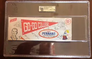 1960 Leaf Go-Go College Felt Pennant Unopened Pack GAI 7.5 NM+ - Picture 1 of 2