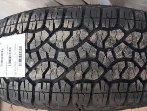 LT275/65 R20 126/123S Tire Goodyear Trailrunner AT 11/32 Tread Depth 2972121 - Picture 1 of 6