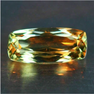 1.05ct unique 100% natural color change diaspore - Picture 1 of 3