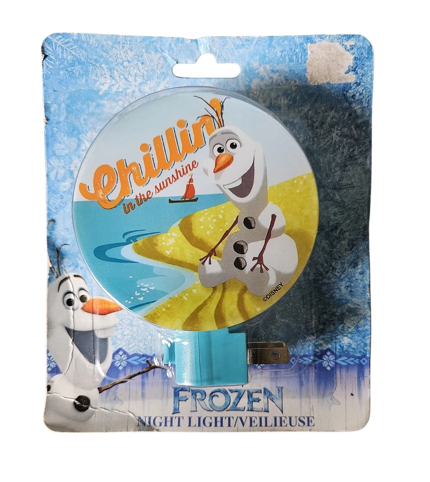 Intertek  LED Night Light w/ Manuel On/Off Switch - New - Olaf Chillin'... - Image 1 of 1