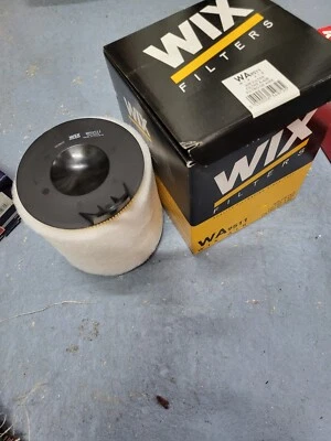NEW to fit BMW 1 3 SERIES X1 Z4 2.0i AIR FILTER WIX WA9511 - Image 1 of 2