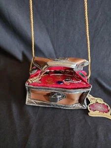 New Vintage 2007 Pirate Treasure Chest Handbag Purse Bejeweled By Bag Bootique - Picture 1 of 17