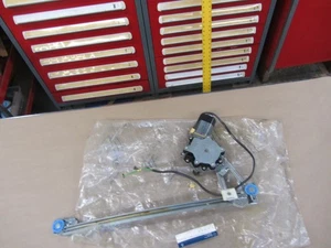 Regulador Ventana Trasera Derecha Original Mercedes W124, 1247300446, leer notas. - Imagen 1 de 11