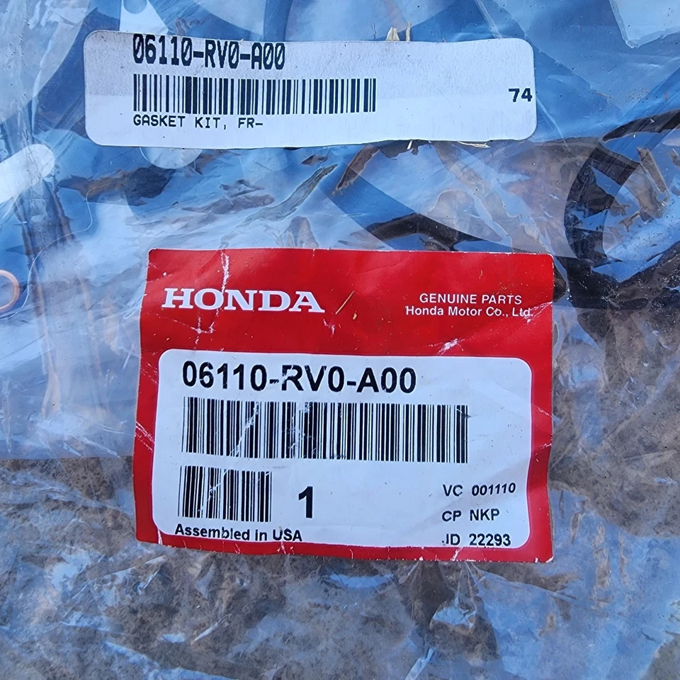 14-17 Honda Odyssey Gasket Kit - Honda (06110-RV0-A00) Sealed Valve Grind OEM - Image 1 of 4