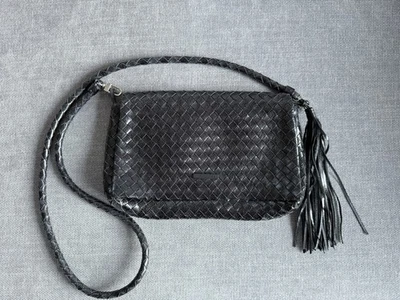 Francesco Biasia черный мягкий кожаный наплечная сумка сумочка W/кисточки - Изображение 1 из 4
