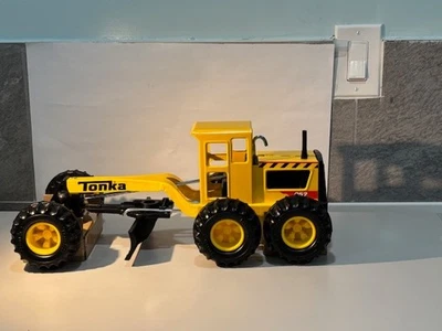Tonka Steel Grader Vehicle - Image 1 of 4