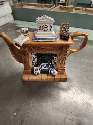 Vintage Cardew Blue Woodmanton Titan Flueback Fireplace Teapot - Image 1 of 4