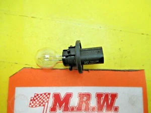 TAIL LIGHT TAILLIGHT BULB REVERSE SOCKET off LID INNER MOUNTED LAMP 07-12 ACADIA - Picture 1 of 5