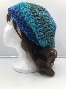 NEW Women’s Handmade Crochet Slouch Hat Fall/Winter Blues Veriegated GIFT - Picture 1 of 5