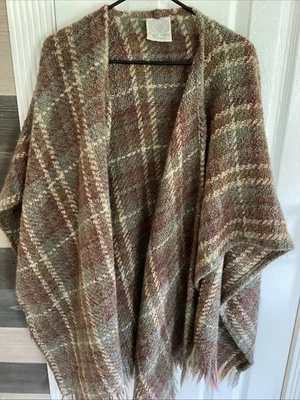 Boyne Valley Weavers Handmade Ireland Cloak Cape Shawl Wrap Wool Blend Sweater - Image 1 of 4