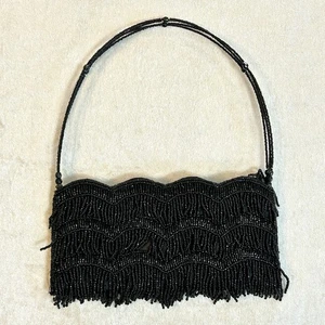 Cartera clutch con flecos negros con cuentas - Imagen 1 de 9