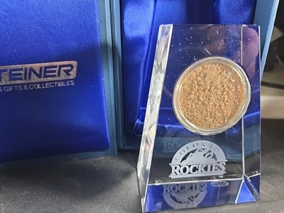 Colorado Rockies SUCIEDAD USADA EN JUEGOS en pisapapeles de cristal - Steiner Sports certificado de autenticidad Foto 1 de 4