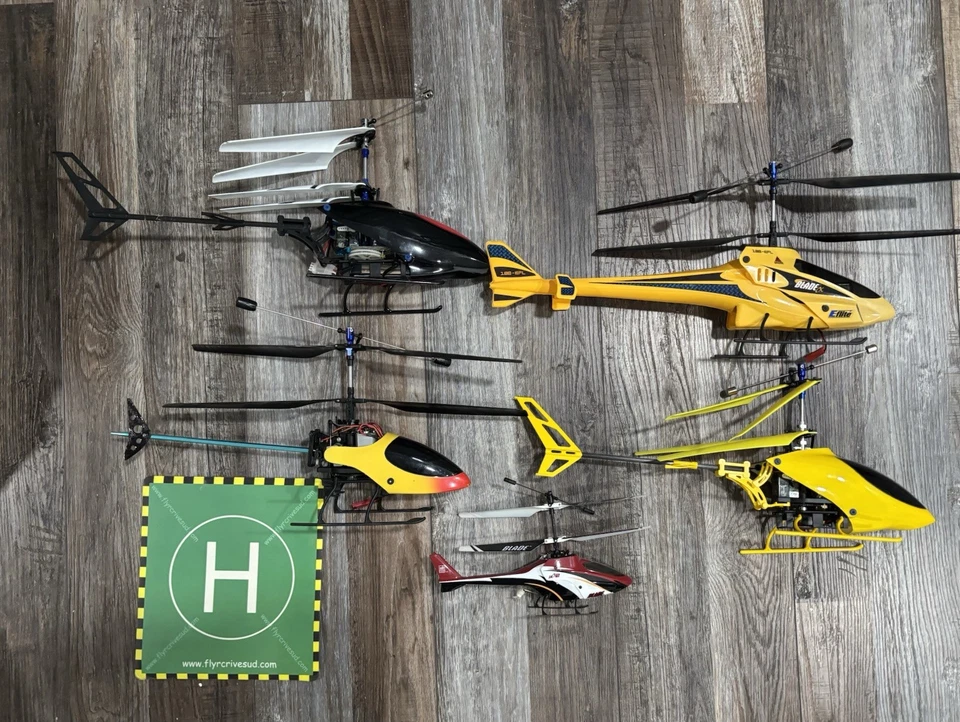 Eflite Blade Helicopter Lot - Image 1 of 4