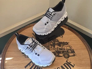 ON CLOUD 6 Women's Athletic Running Walking Sneaker Shoes SZ 7.0 WATERPROOF - Picture 1 of 5