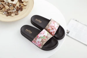 UK Womens Flat Sliders Slip On Ladies Summer Sandals Mules Slippers Shoes Size - Picture 1 of 8