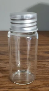 Kleine Glasflasche ideal zum Basteln Schleim - Bild 1 von 6
