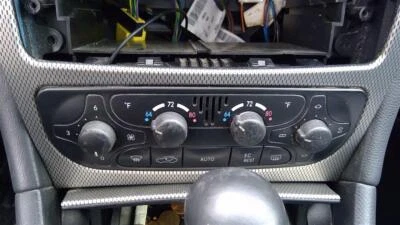 Interruptor seletor de ar condicionado usado serve: 2002 Mercedes-benz Mercedes c-class 203 tipo C230 - Imagem 1 de 4