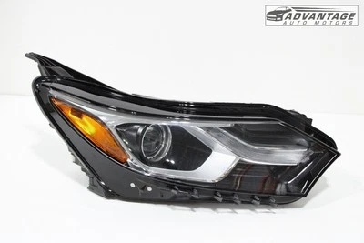 2018-2021 CHEVROLET EQUINOX FRONT RIGHT PASSENGER SIDE HEADLIGHT LAMP OEM - Image 1 of 4