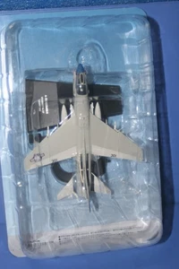 LTV A-7E CORSAIR Ⅱ "Bulls" Air Fighters Collection #37 1/100 HACHETTE - Picture 1 of 9