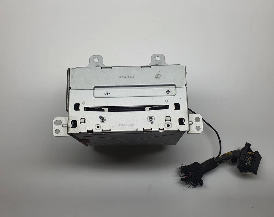 AUTORADIO PER OPEL Astra J 13334053 (09>) - Immagine 1 di 4