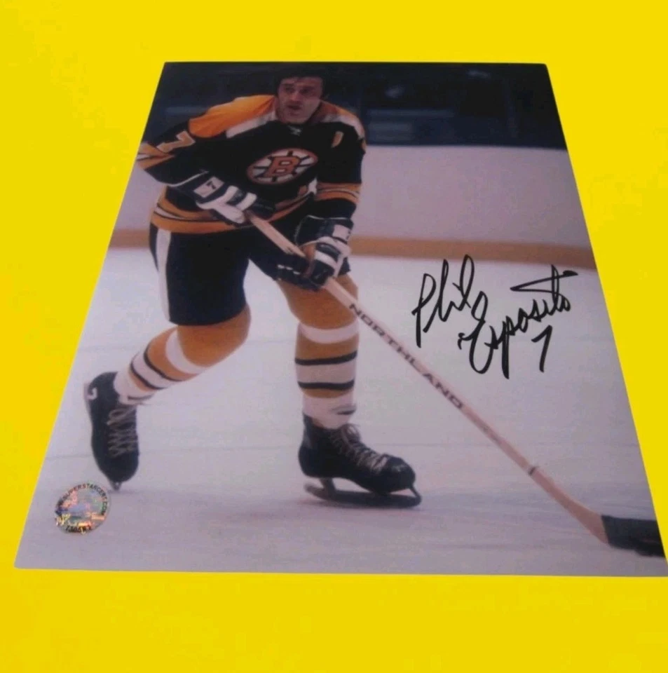 Foto autografiada 8,5x11 firmada a mano de Phil Phillip Esposito NHL Boston Bruins  Foto 1 de 3